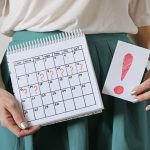 Médicos dicen que ciclos menstruales irregulares por hipotiroidismo aumentan riesgo de hígado graso